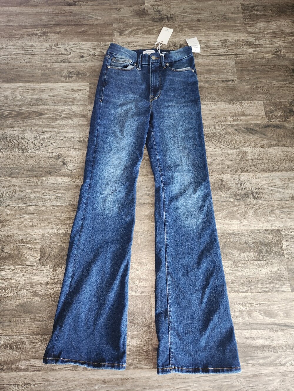 Good American Always Fits Classic Slim Bootcut Jean